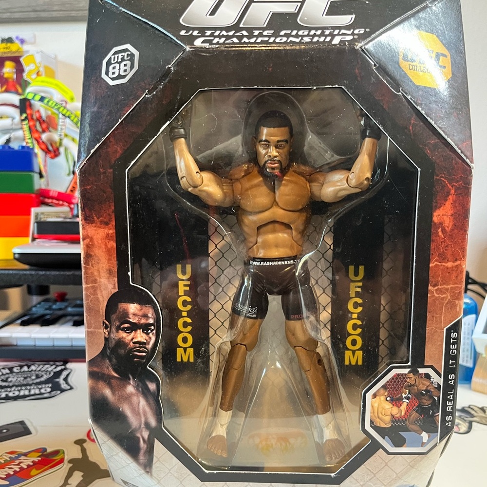 UFC Collectible Figure Rashad Evans